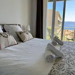 Eugenie T4 Vue Centre-ville アパート