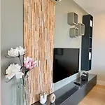 Eugenie T4 Vue Centre-ville アジャクシオ