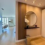 Eugenie T4 Vue Centre-ville アパート *