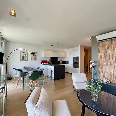 Eugenie T4 Vue Centre-ville *