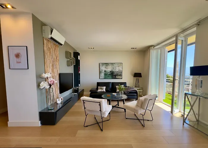 Eugenie T4 Vue Centre-ville *