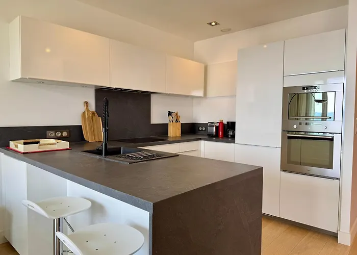 Eugenie T4 Vue Centre-ville Ajaccio (Corsica)