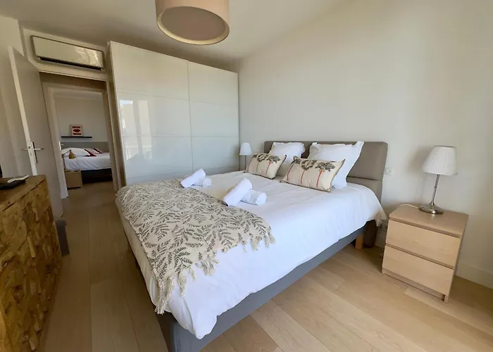 Eugenie T4 Vue Centre-ville