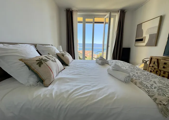 Eugenie T4 Vue Centre-ville Ajaccio (Corsica)