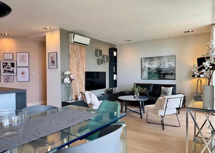 Eugenie T4 Vue Centre-ville *